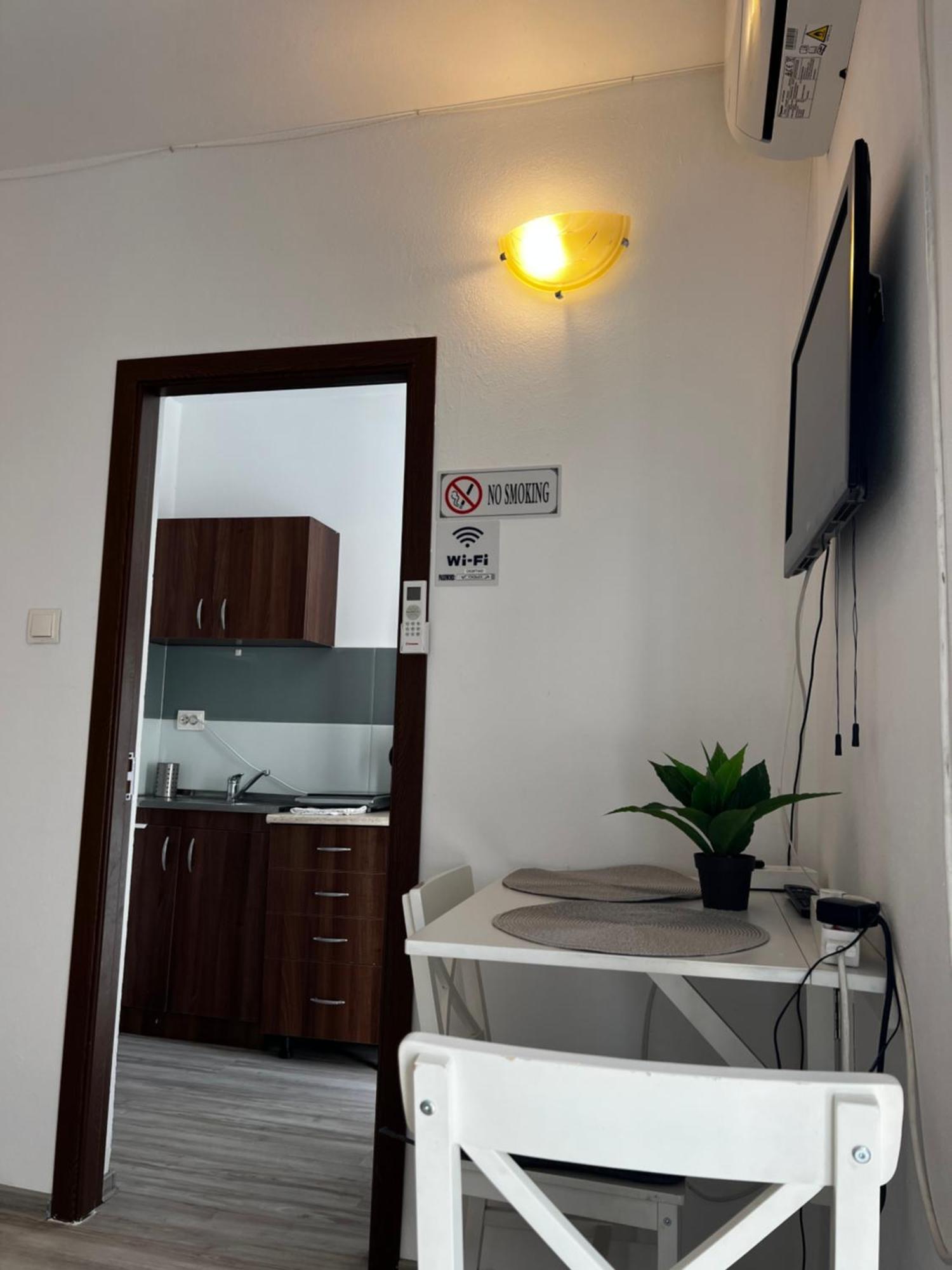 Casa Habana 2 Leilighet Oradea Eksteriør bilde